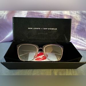 Diff Eyewear X Demi Lovato Sunglasses NWT